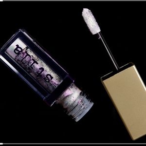 New Stila Cosmetics Shade Mystere Liquid Eye Shadow - Enigmatic